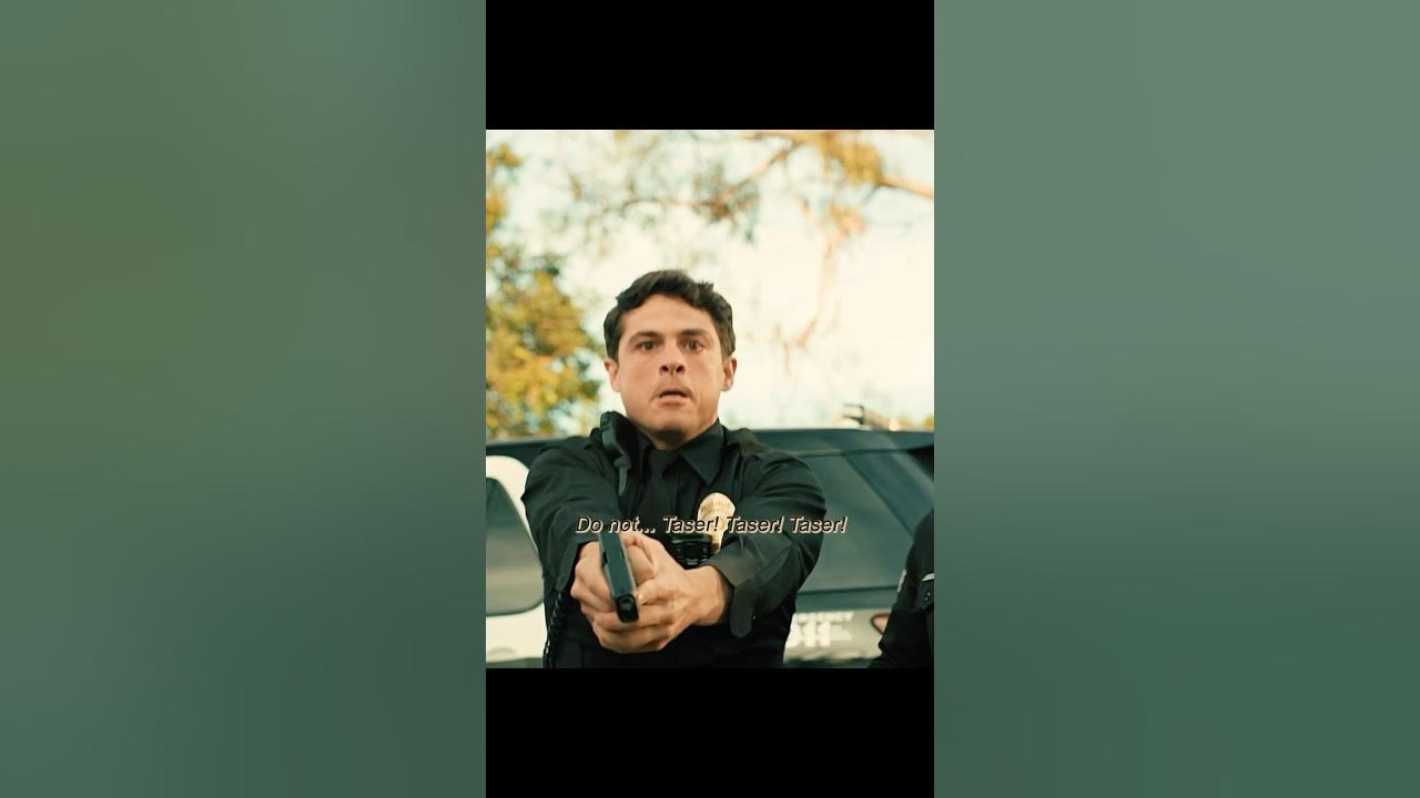 The police mistakenly thought the stun gun was pulled out #movie #cops #movieclips #shorts#911