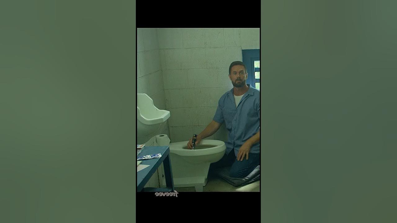 Prison can chat through the toilet #happy #funny #movie #comedy