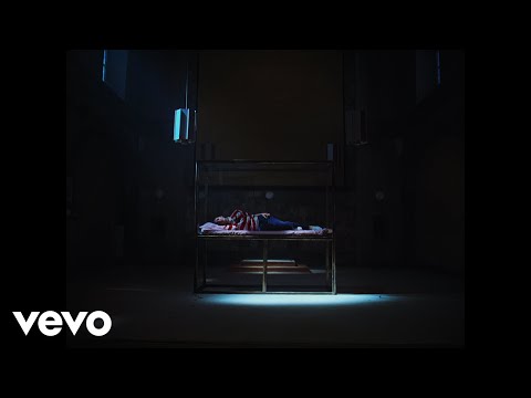 Gracie Abrams - Hit the Wall (Official Music Video)