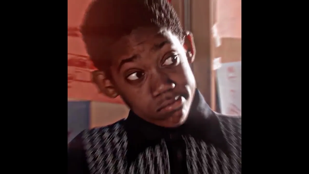 😨🧨 Little sister almost blew up the house! 💥🏠 #everybodyhateschris #funny #fun