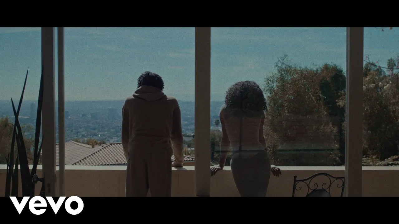 Summer Walker - Heart Of A Woman [Official Lyric Video]