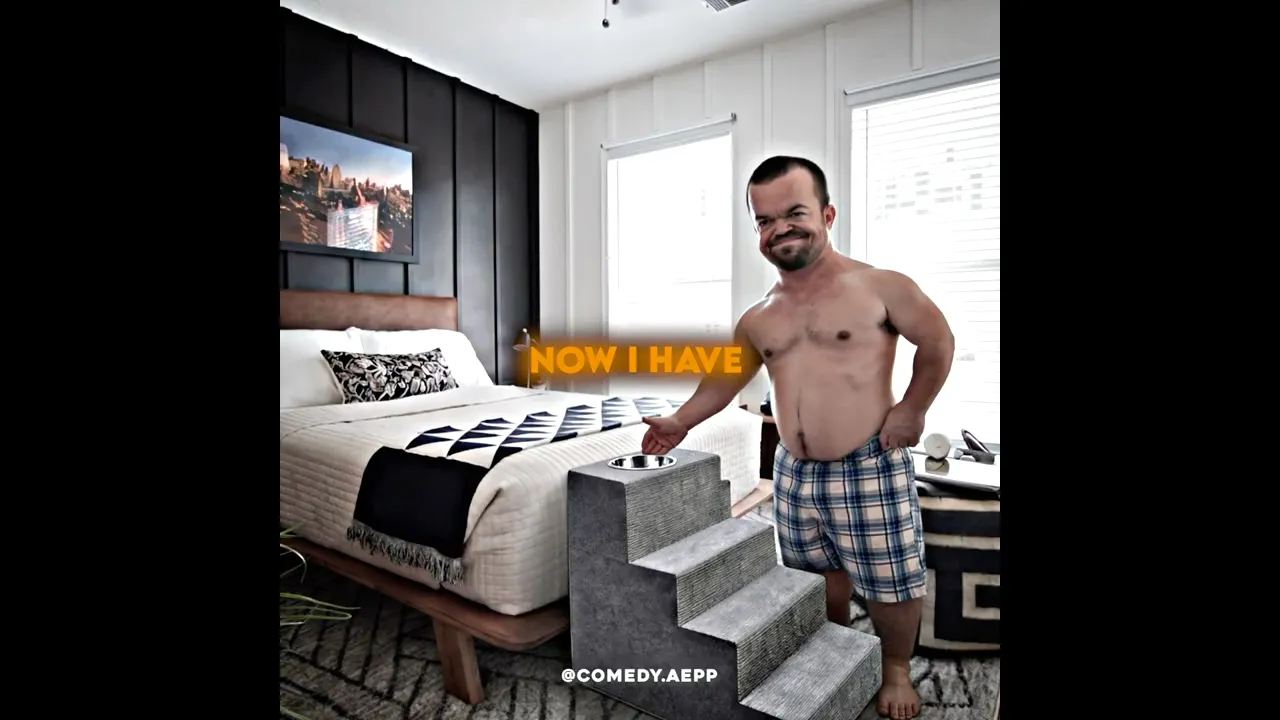 Why Brad Williams has a HOT TUB in his BEDROOM😭😭😭